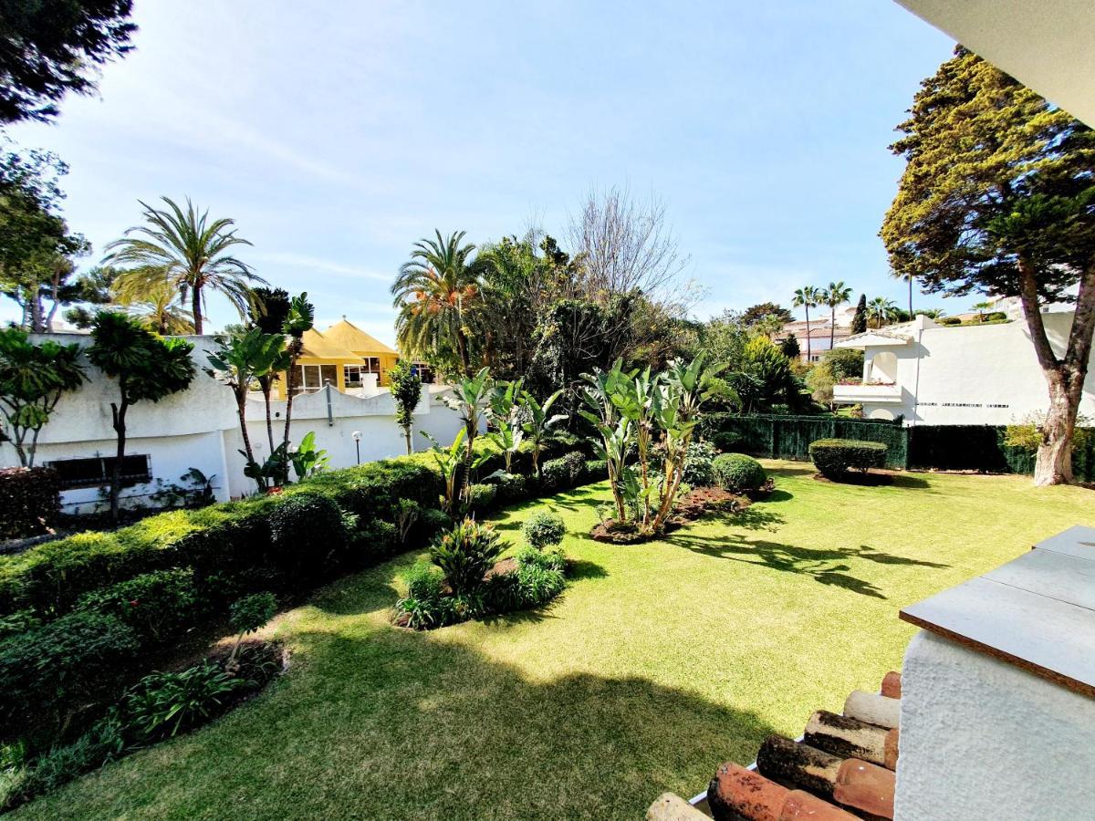 Miraflores Town Studio Sitio de Calahonda Bagian luar foto